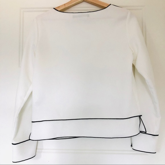 Zara Basic white blouse with black piping - Picture 2 of 7